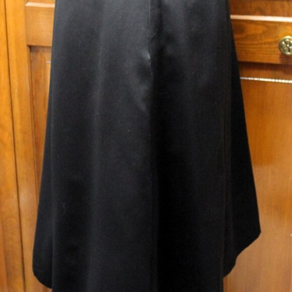 Dress, black strapless, side zip, White House Black Market, size 6 - Picture 4 of 7